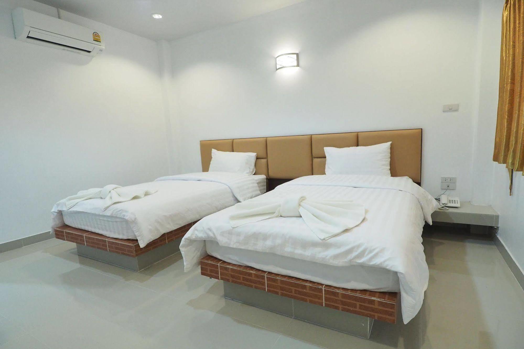 The Phant Hotel Surin Exterior photo